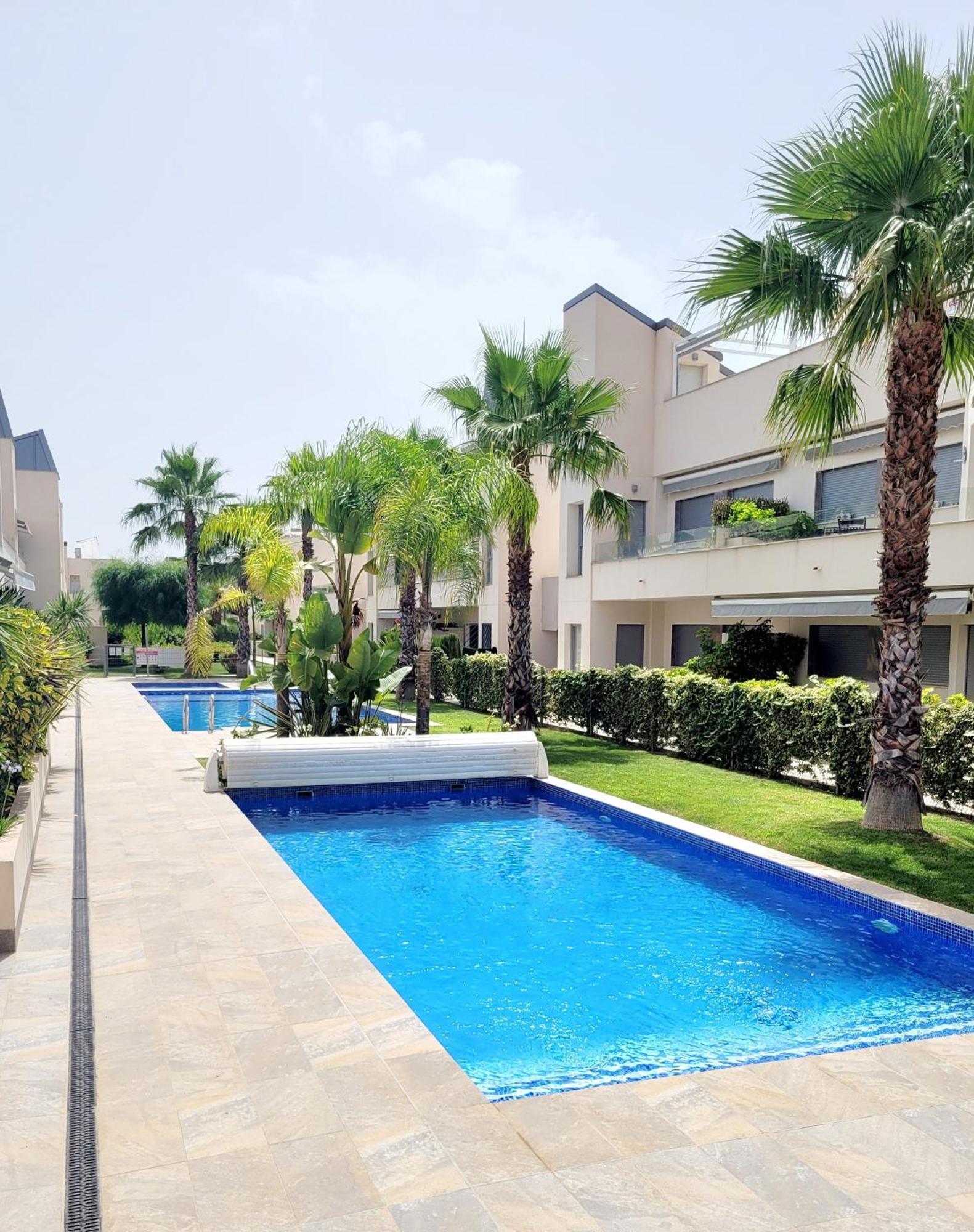 Appartamento Pmt01 - Modern, Luxury With Heated Pool Torrevieja Esterno foto